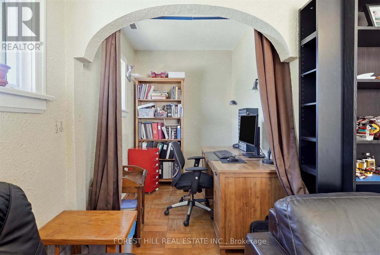 Unit A - 1070 Avenue Road, Toronto, Ontario  M5N 2C9 - Photo 13 - C14029178