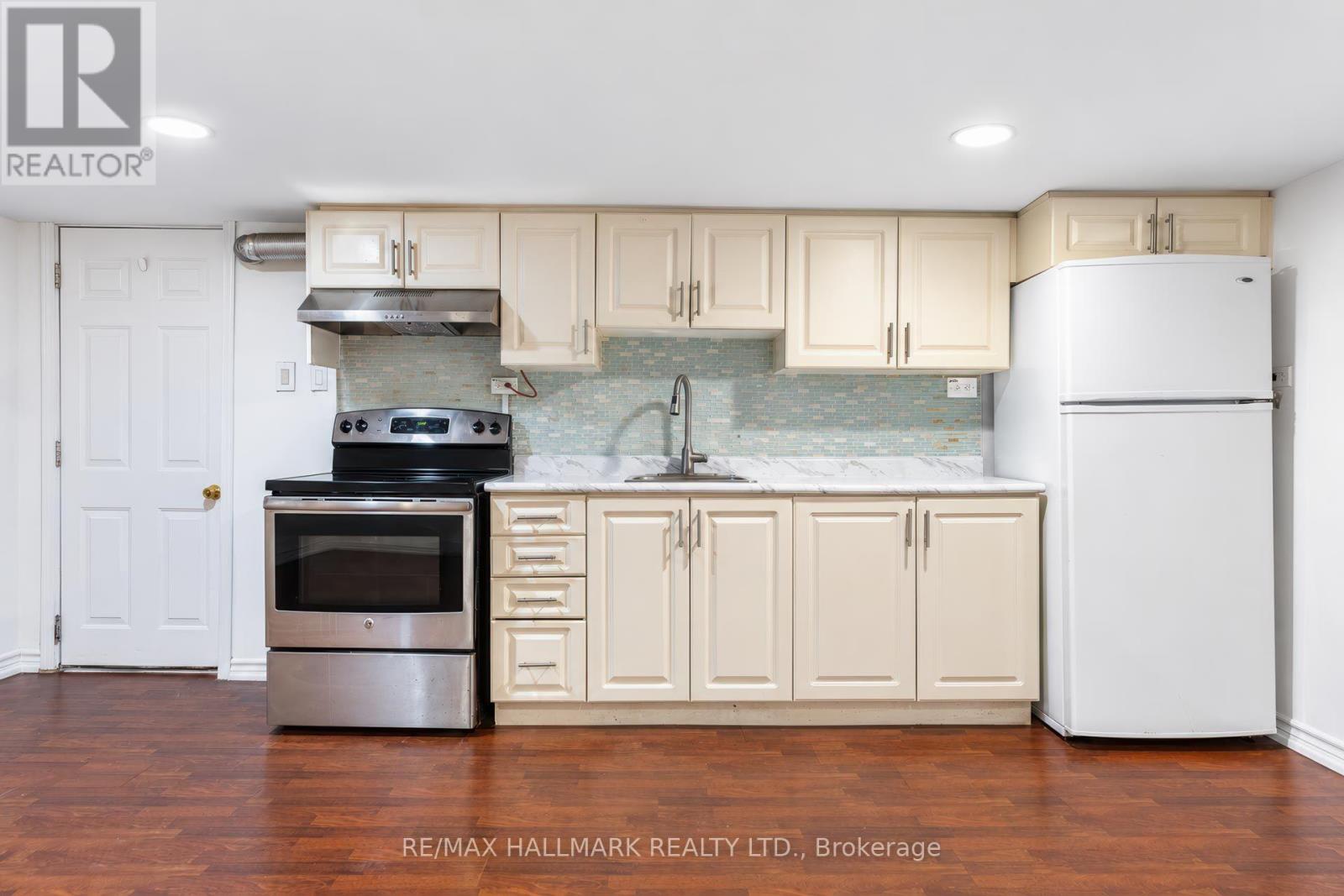 14 Saunders Road, Toronto, Ontario  M1J 3H9 - Photo 34 - E14029206