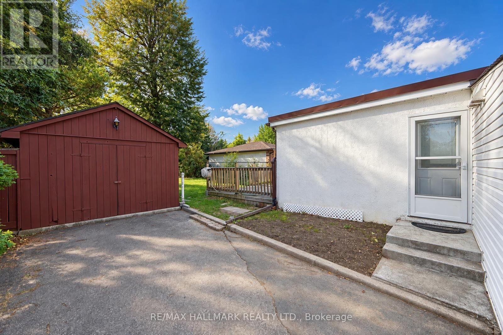 14 Saunders Road, Toronto, Ontario  M1J 3H9 - Photo 39 - E14029206