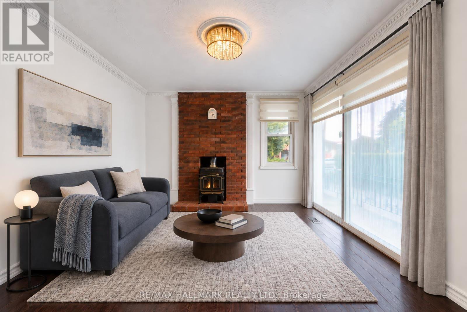 14 Saunders Road, Toronto, Ontario  M1J 3H9 - Photo 4 - E14029206