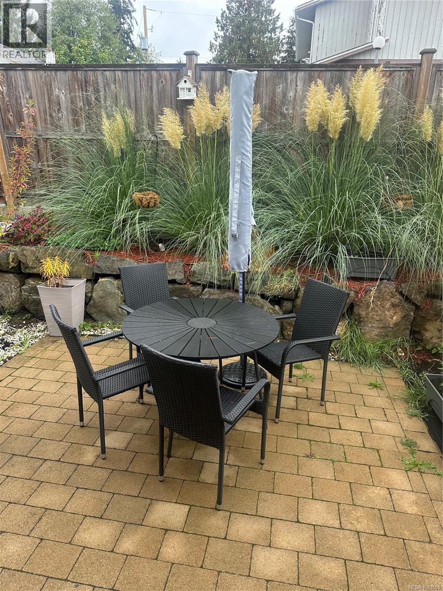 105 3248 Sherman Rd