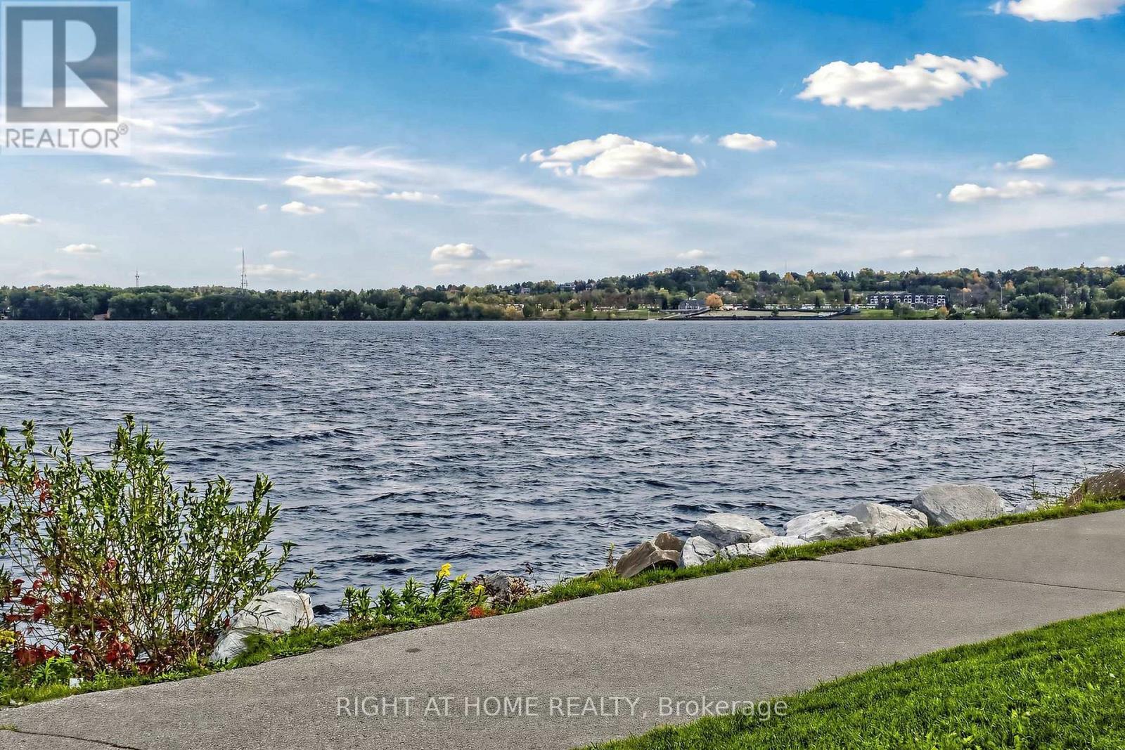 1809 - 39 Mary Street, Barrie, Ontario  L4N 1S9 - Photo 49 - S14029204