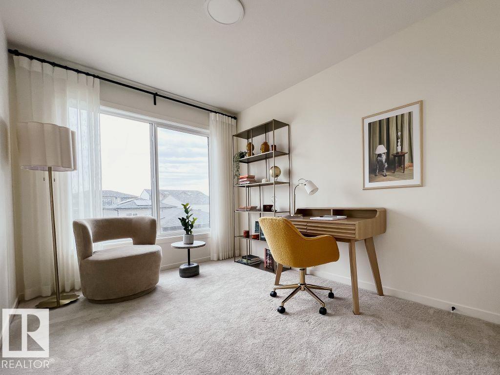 424 31 ST SW