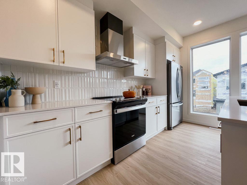 424 31 ST SW