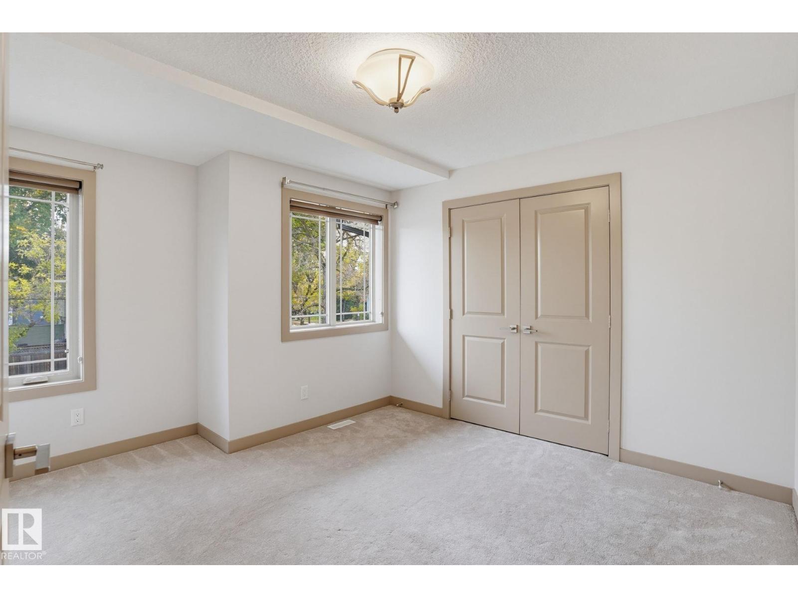 7716 112 ST NW