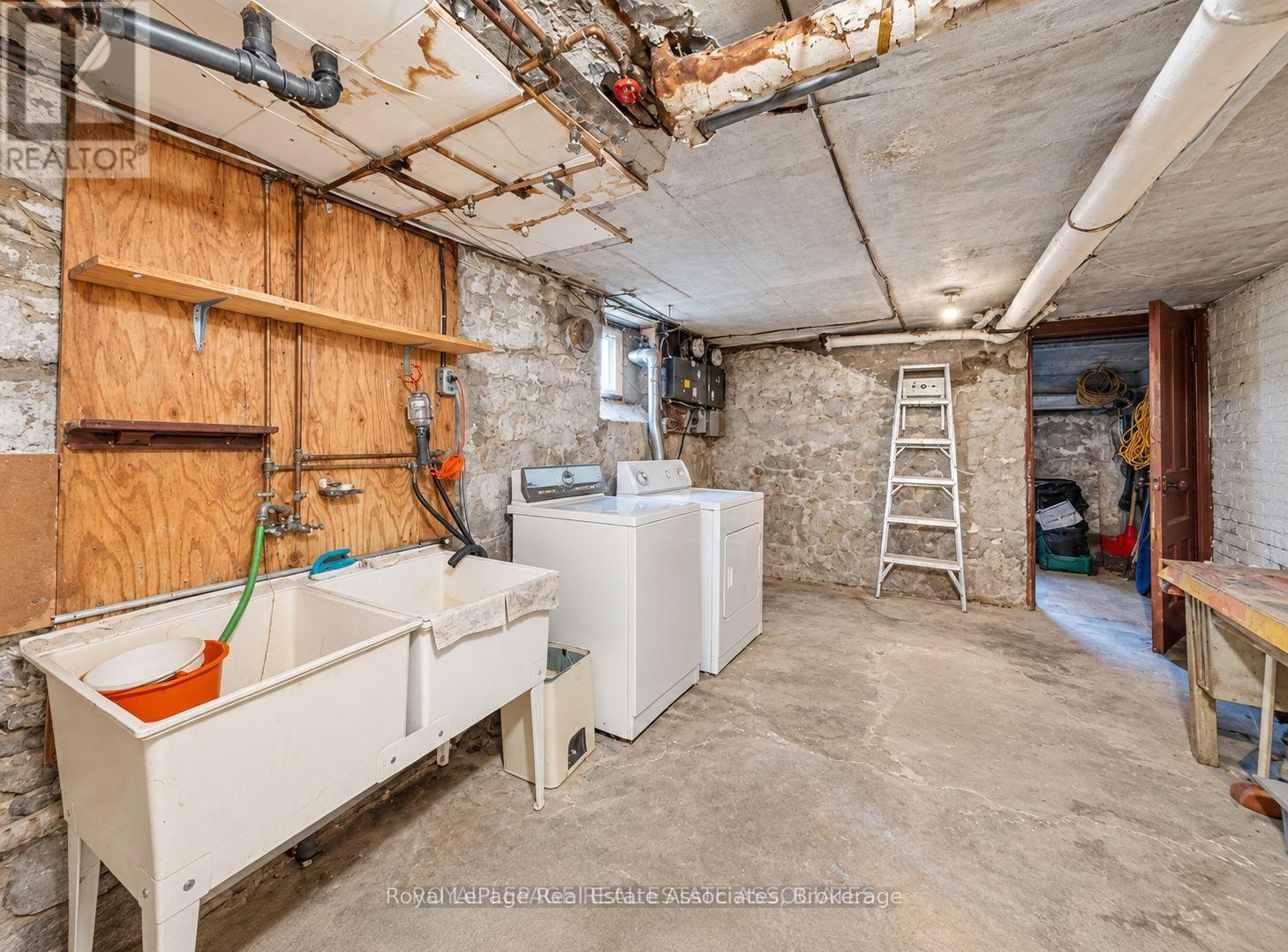132 Close Avenue, Toronto, Ontario  M6K 2V5 - Photo 27 - W14029124