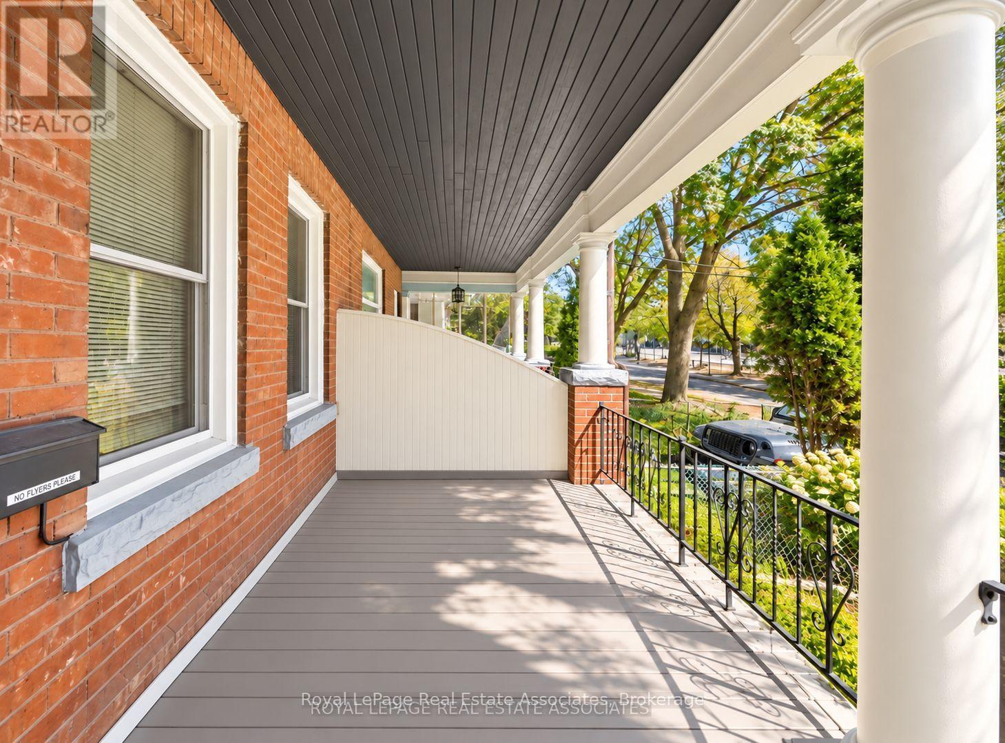 132 Close Avenue, Toronto, Ontario  M6K 2V5 - Photo 4 - W14029124