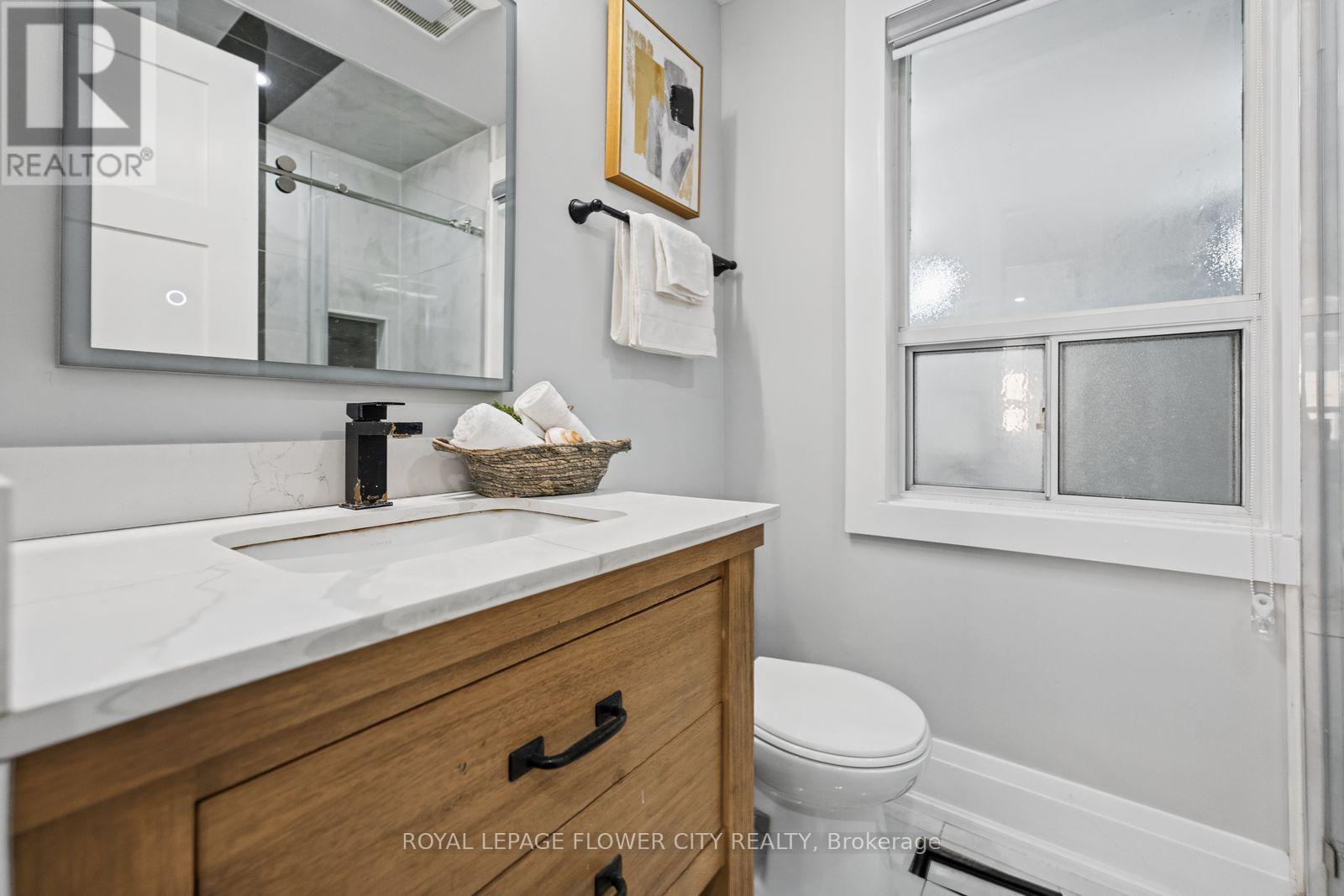 1812 Christopher Road, Mississauga, Ontario  L5J 2K8 - Photo 18 - W14029236
