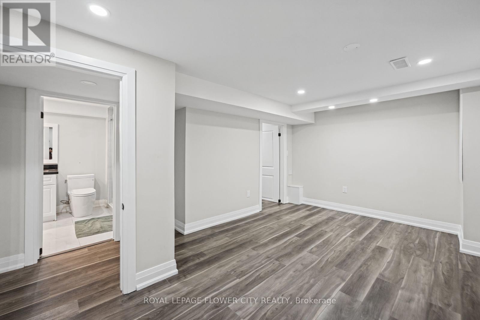 1812 Christopher Road, Mississauga, Ontario  L5J 2K8 - Photo 36 - W14029236