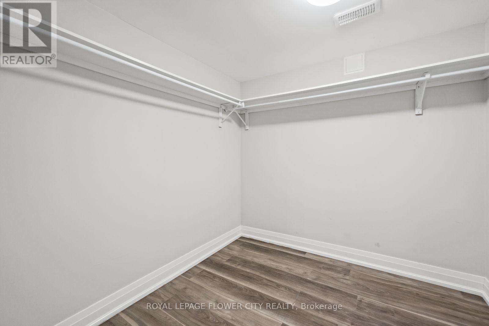 1812 Christopher Road, Mississauga, Ontario  L5J 2K8 - Photo 37 - W14029236