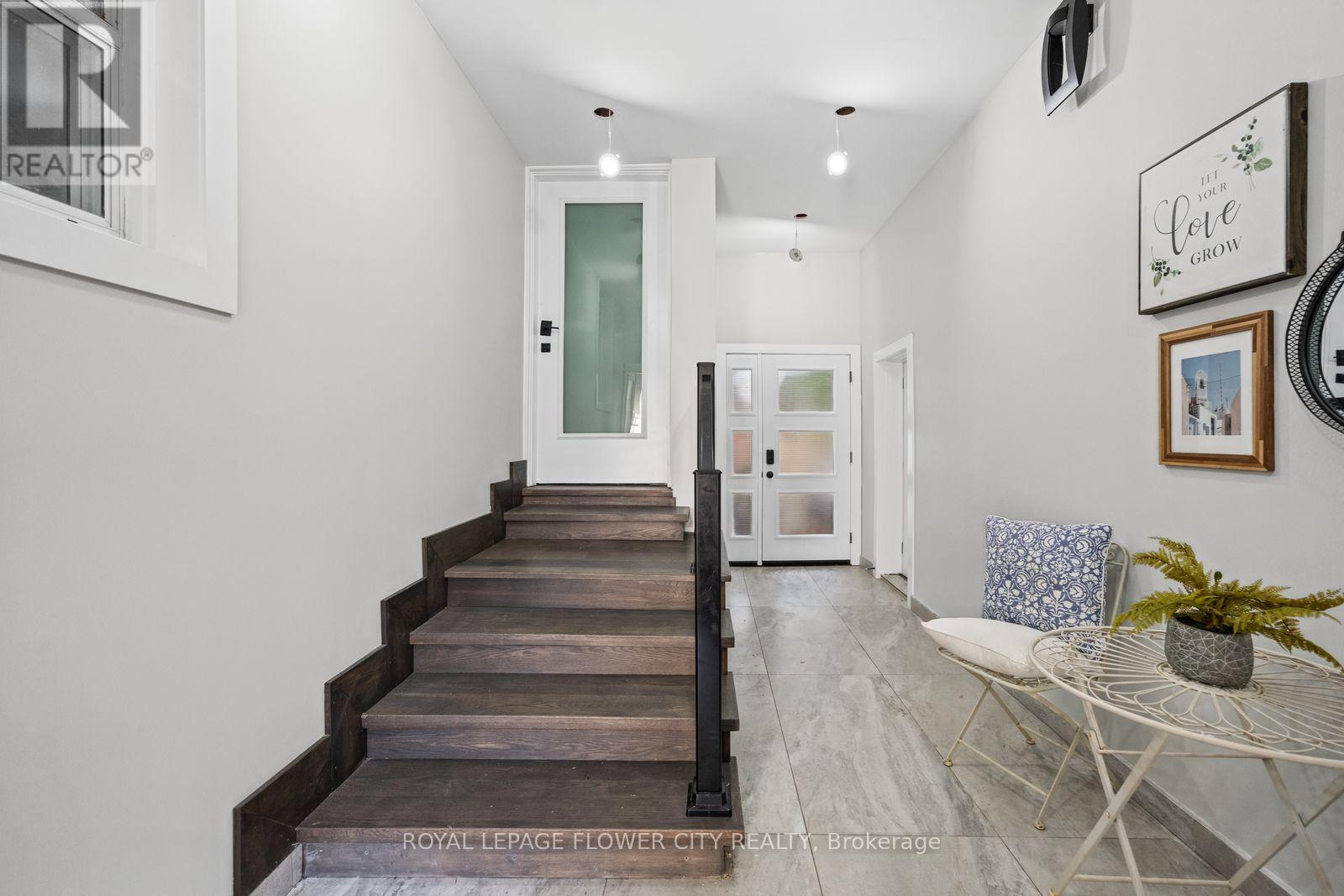1812 Christopher Road, Mississauga, Ontario  L5J 2K8 - Photo 40 - W14029236