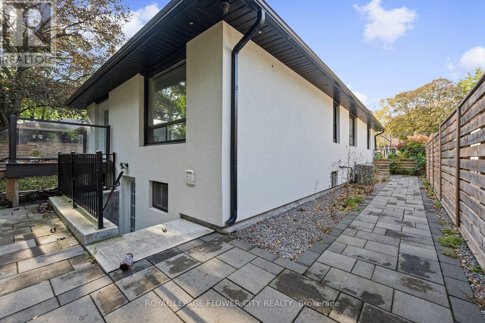 1812 Christopher Road, Mississauga, Ontario  L5J 2K8 - Photo 49 - W14029236
