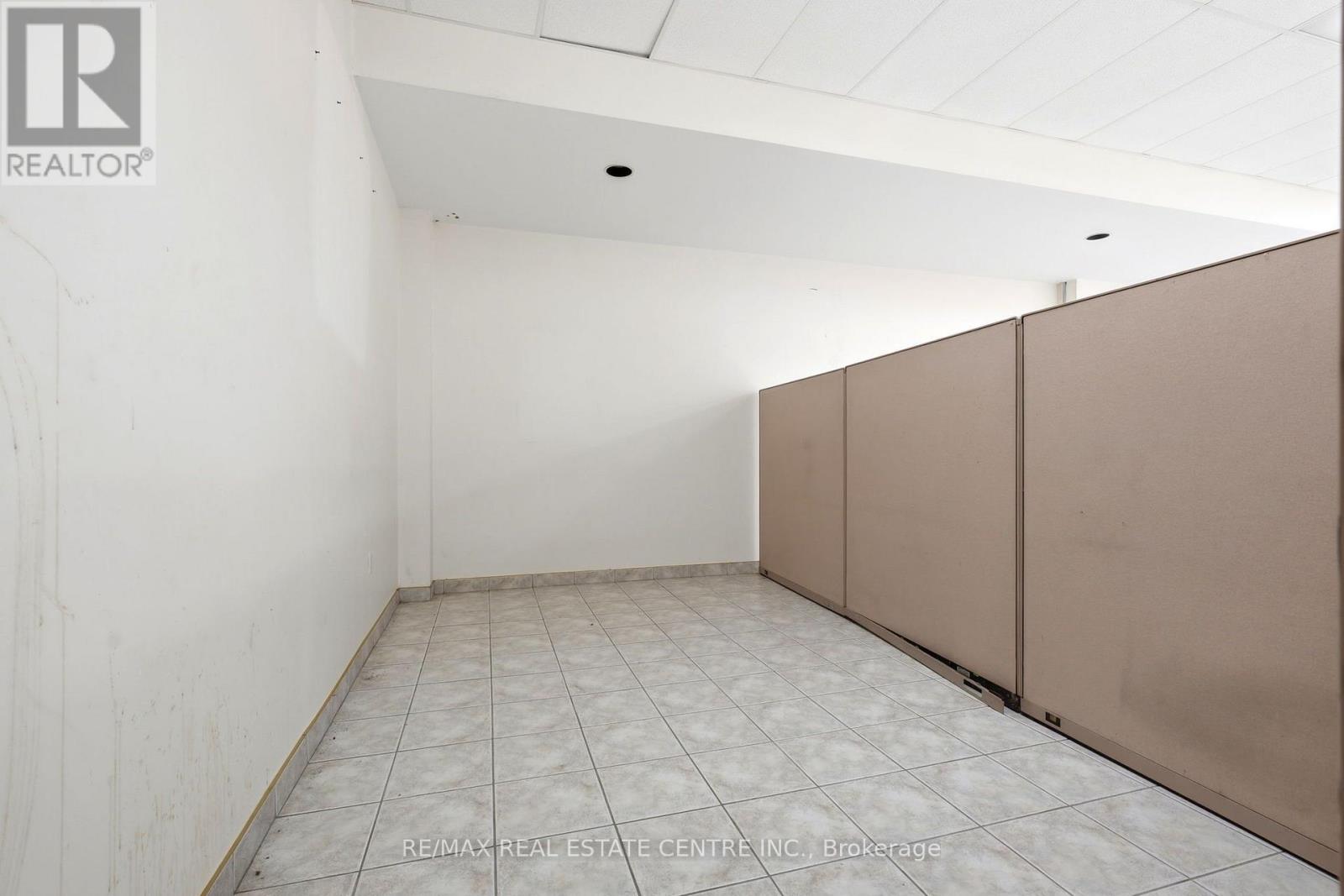 B1 - 45 Wyndham Street N, Guelph, Ontario  N1H 4E4 - Photo 14 - X14029226
