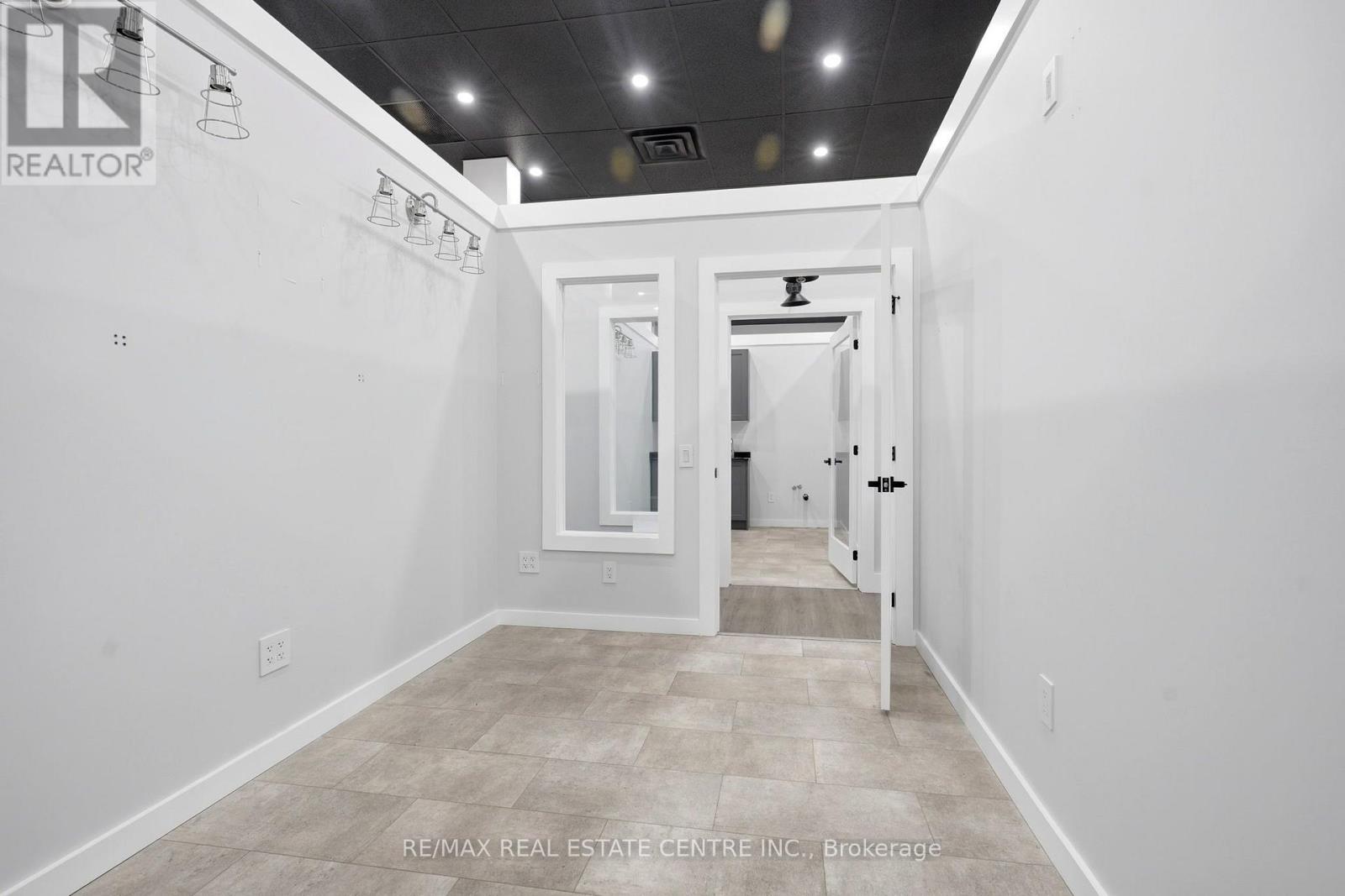 103 - 45 Wyndham Street N, Guelph, Ontario  N1H 4E4 - Photo 22 - X14029234
