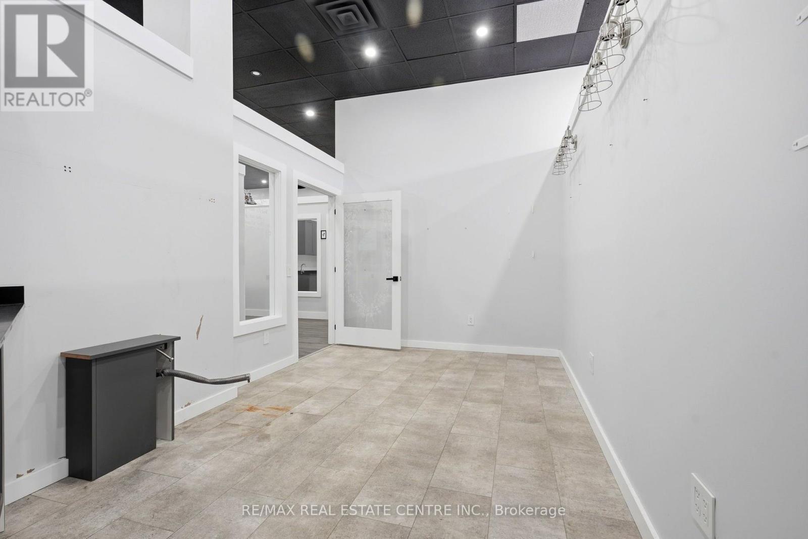 103 - 45 Wyndham Street N, Guelph, Ontario  N1H 4E4 - Photo 7 - X14029234