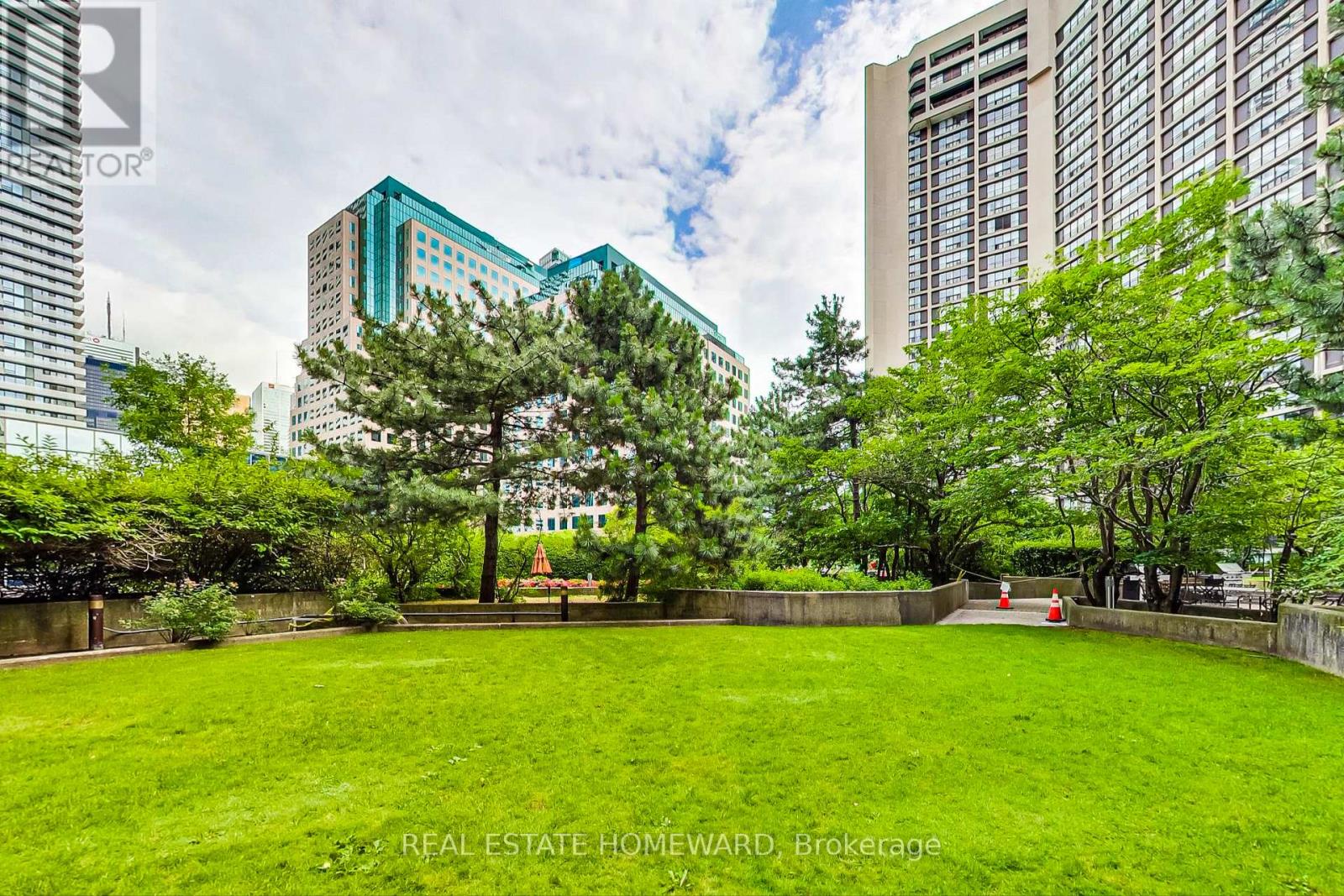 3612 - 55 Harbour Square, Toronto, Ontario  M5J 2L1 - Photo 33 - C13937654