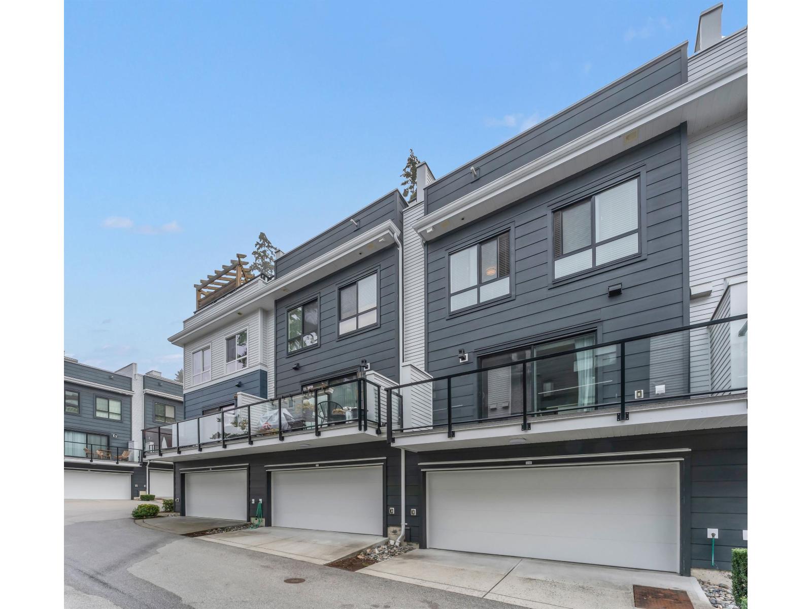 218 2277 OAK MEADOWS DRIVE