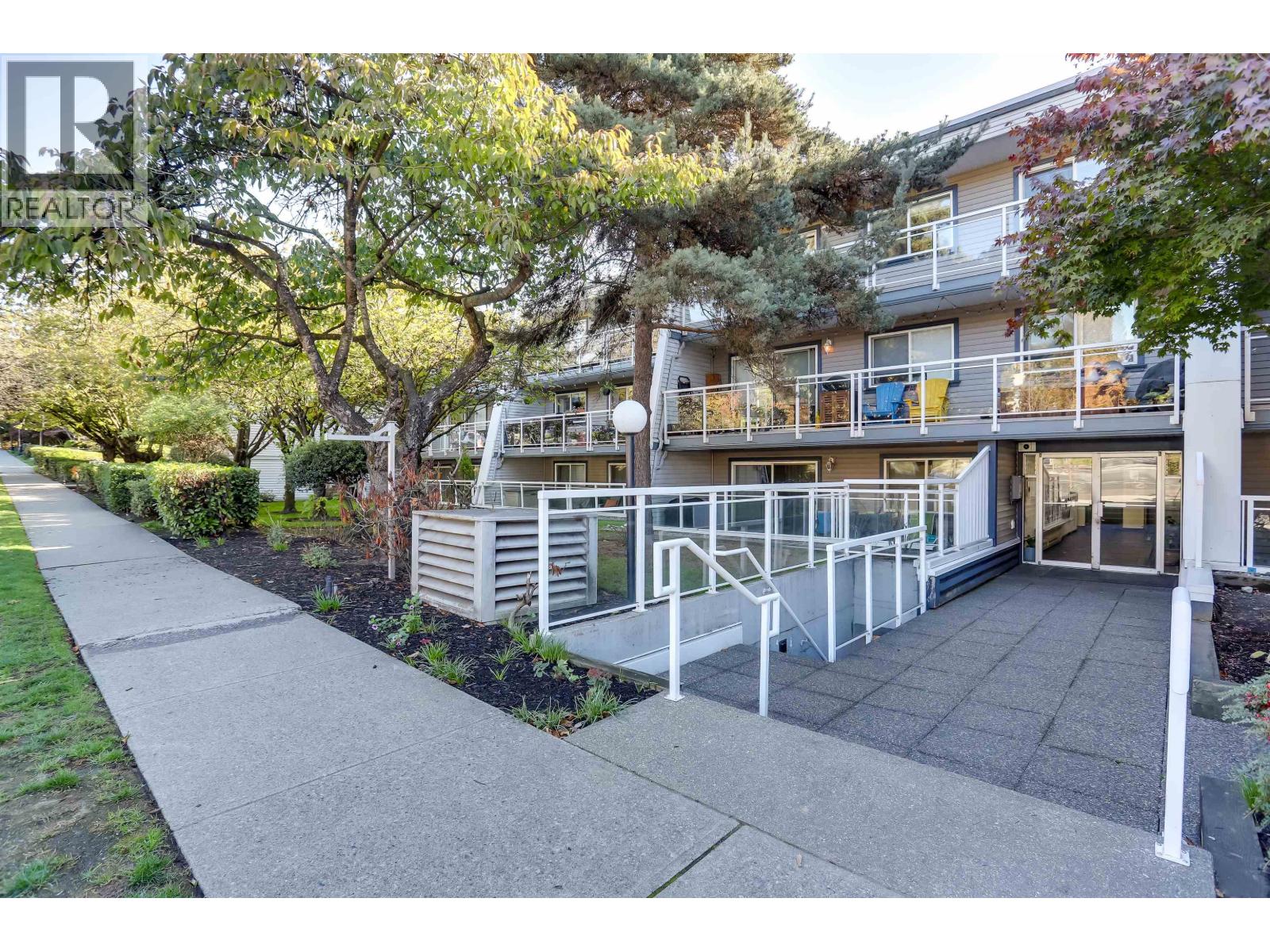 109 550 Royal Avenue, New Westminster, British Columbia  V3L 5H9 - Photo 2 - R3174817