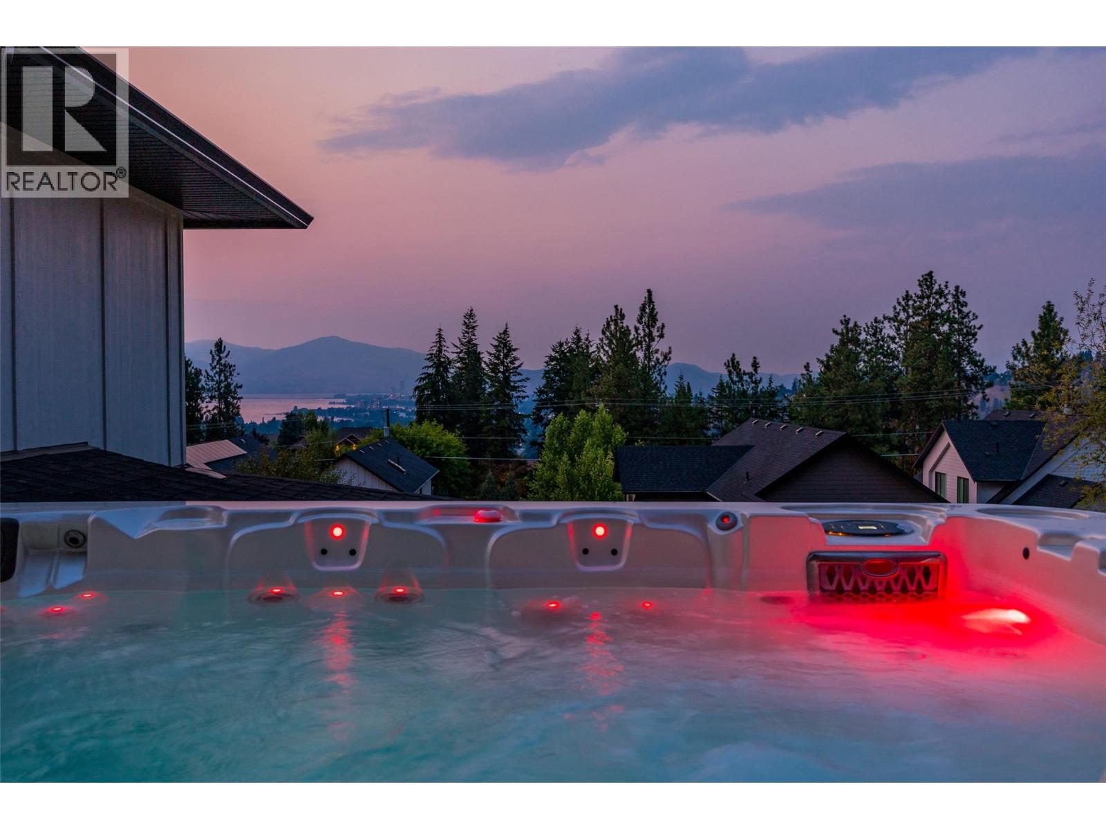 769 & 771 Barnaby Road, Kelowna, British Columbia  V1W 4N9 - Photo 63 - 10396273