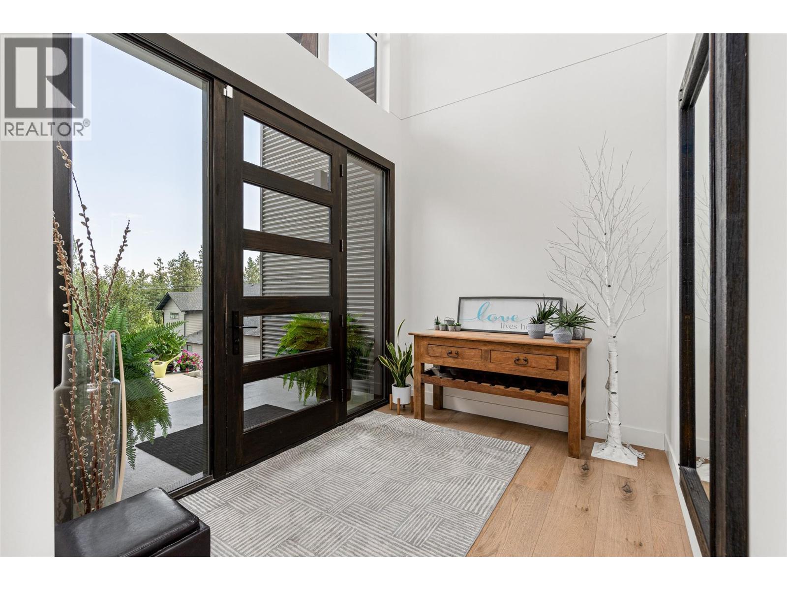 769 & 771 Barnaby Road, Kelowna, British Columbia  V1W 4N9 - Photo 7 - 10396273
