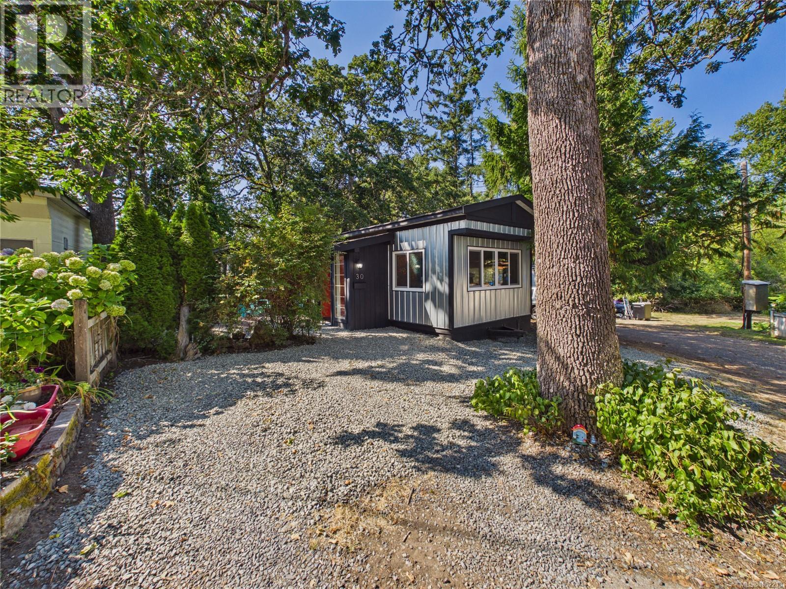 30 1201 CRAIGFLOWER Rd