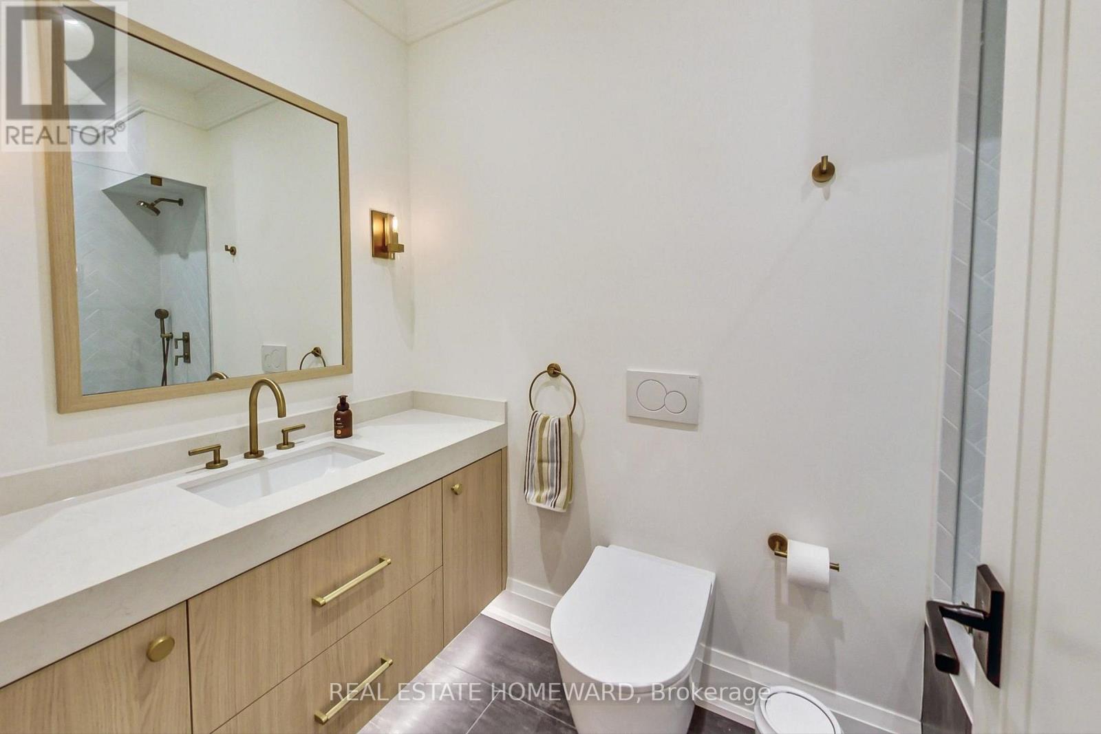 3612 - 55 Harbour Square, Toronto, Ontario  M5J 2L1 - Photo 18 - C13937654