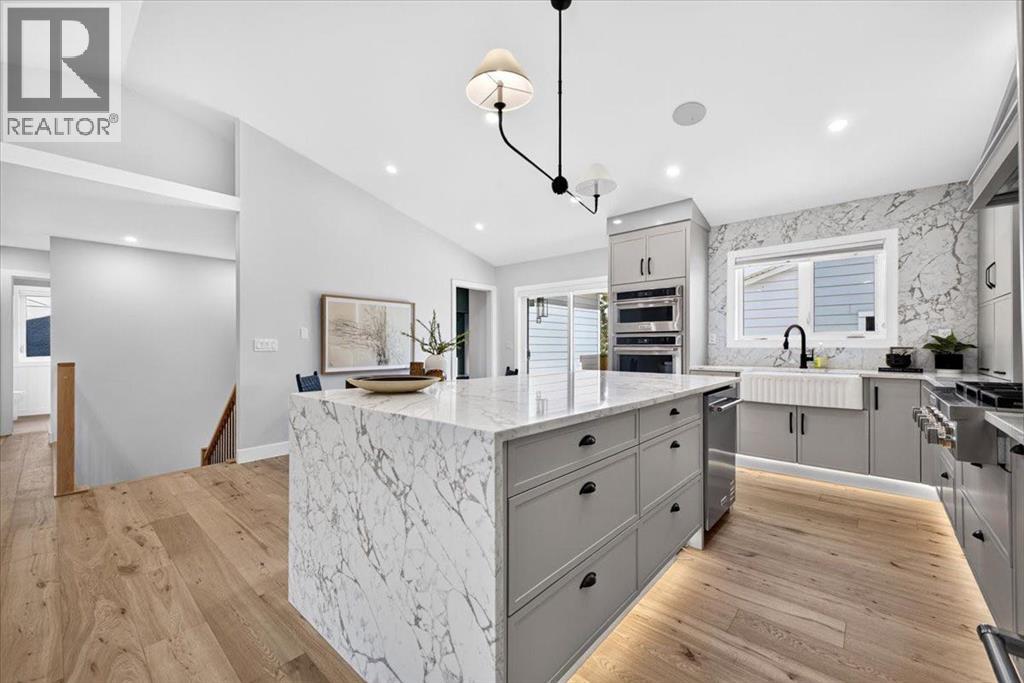 60 Governor Drive SW