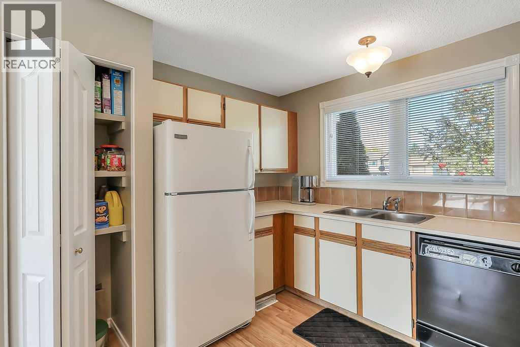 101 Baile Close, Red Deer, Alberta  T4R 1R5 - Photo 16 - A2348892