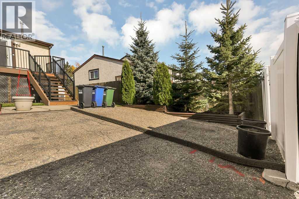 101 Baile Close, Red Deer, Alberta  T4R 1R5 - Photo 43 - A2348892