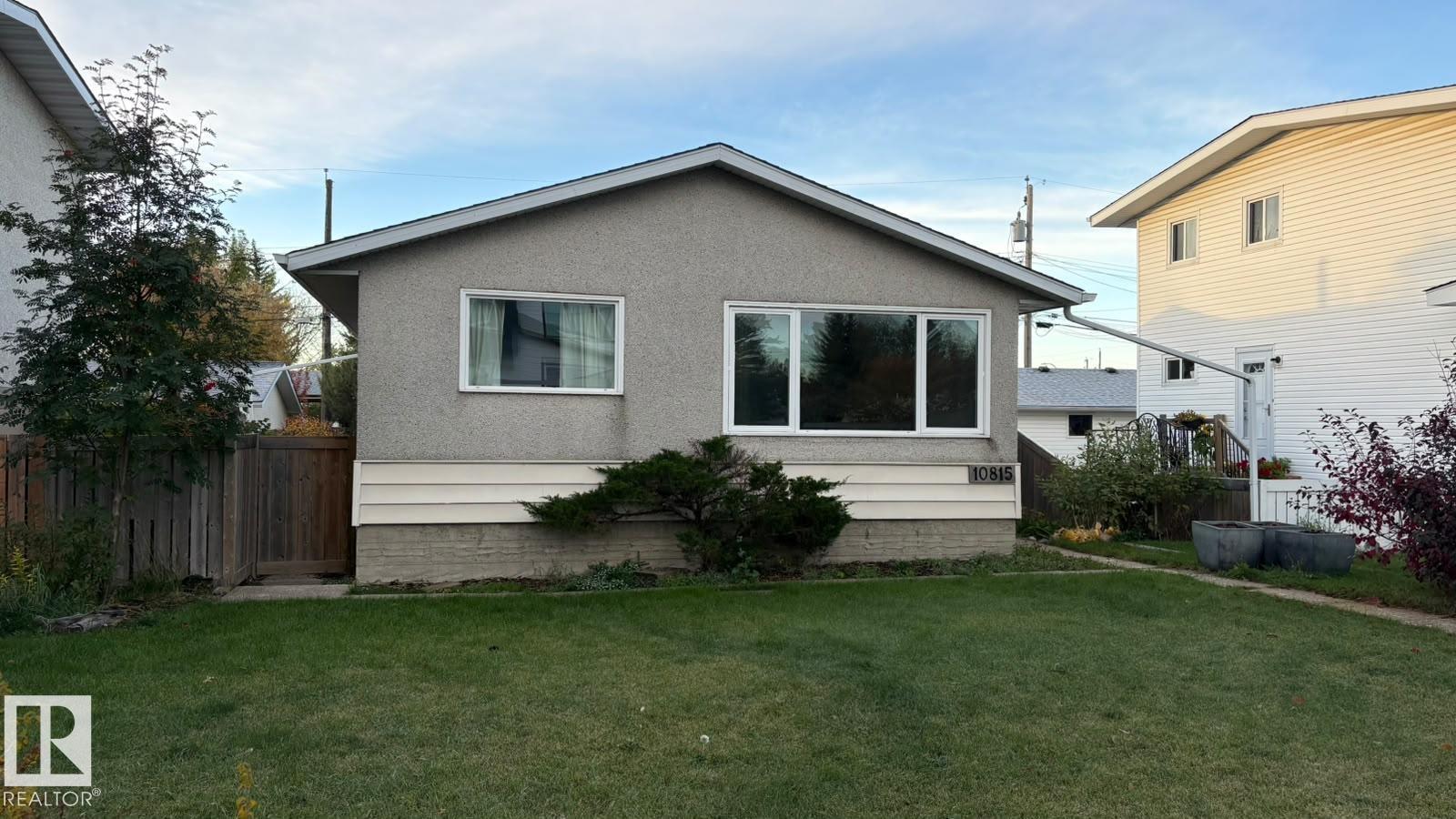 10815 53 AV NW
