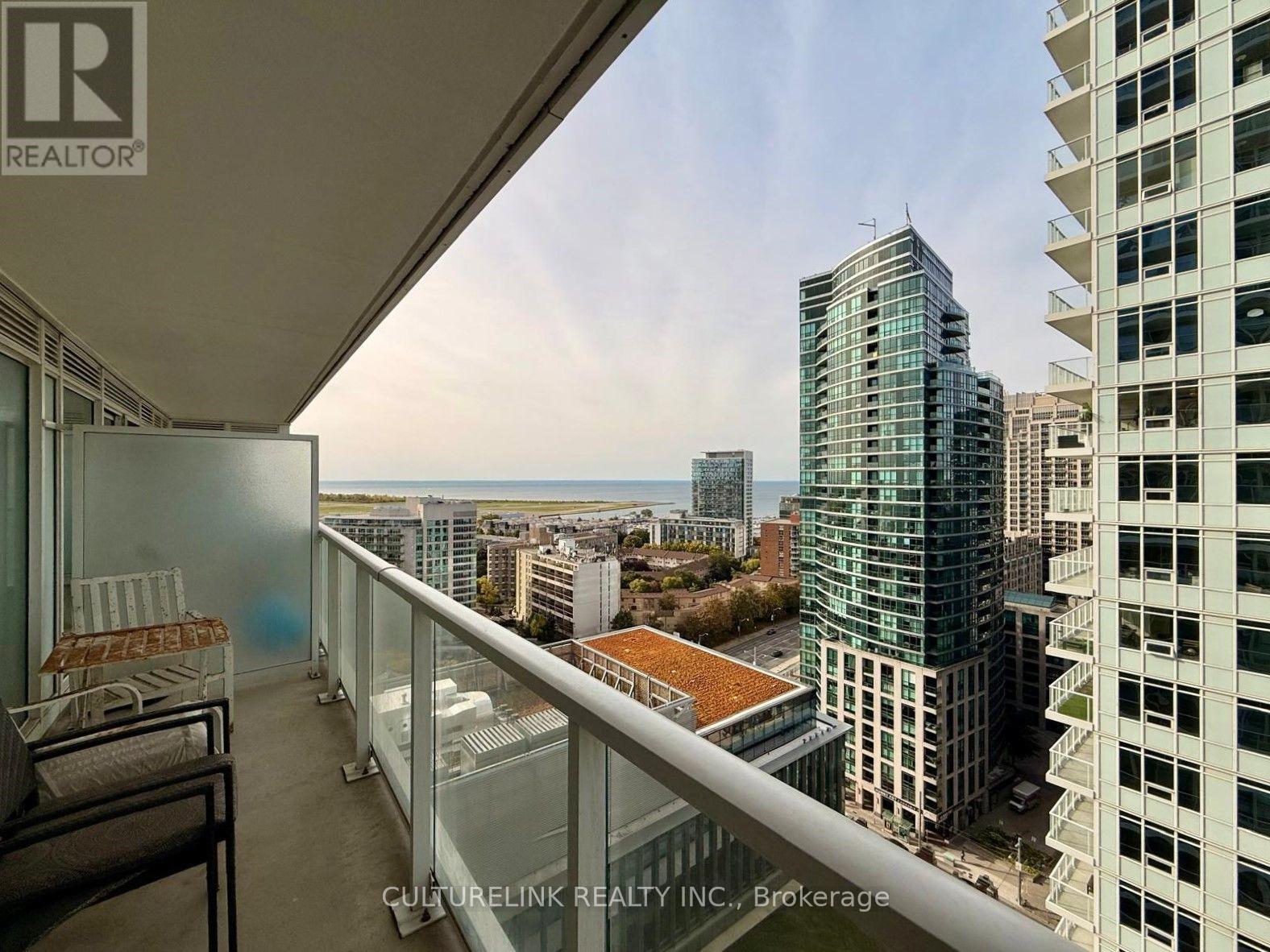 2205 - 17 BATHURST STREET, Toronto, Ontario