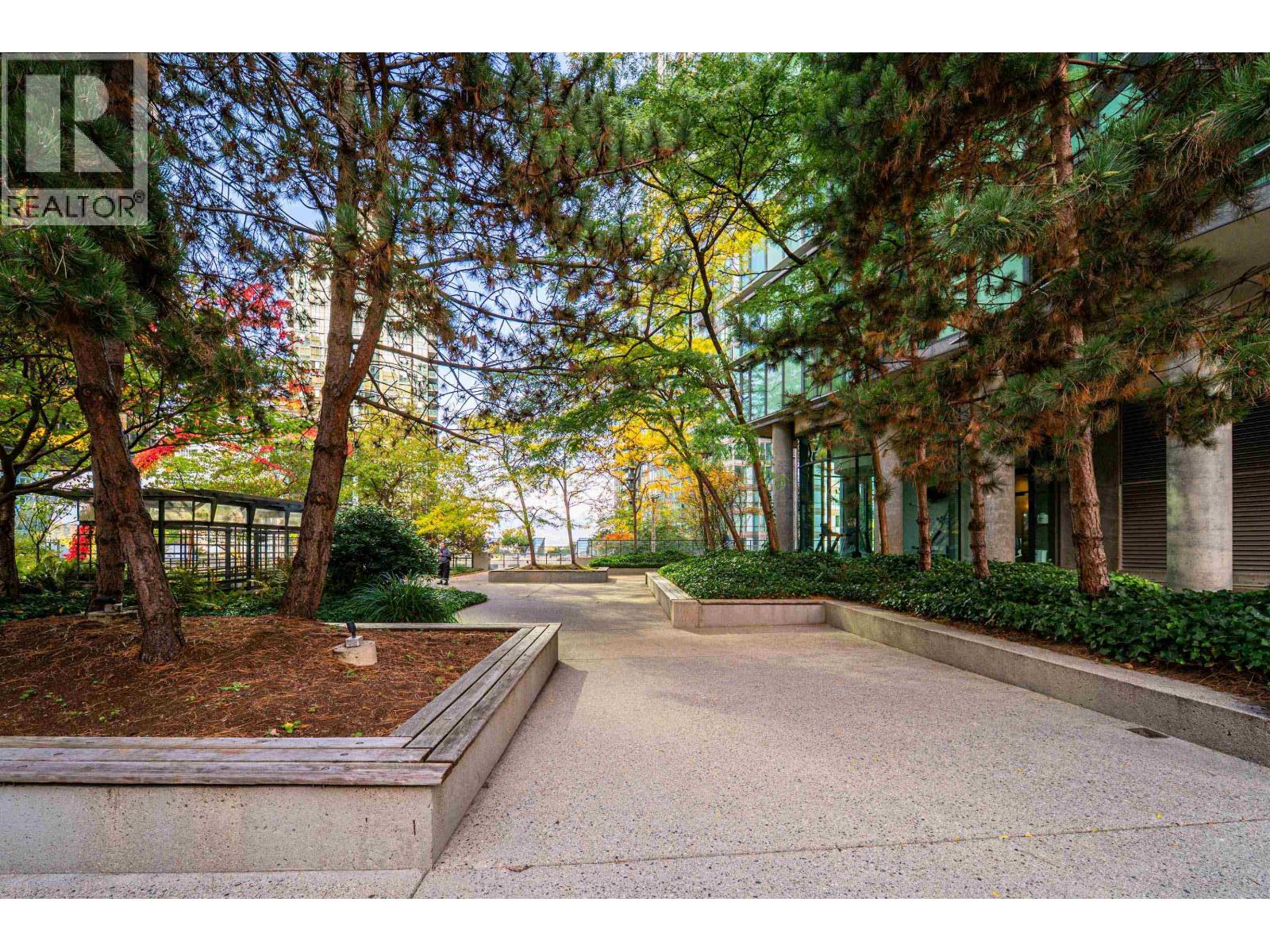 1708 1331 W GEORGIA STREET