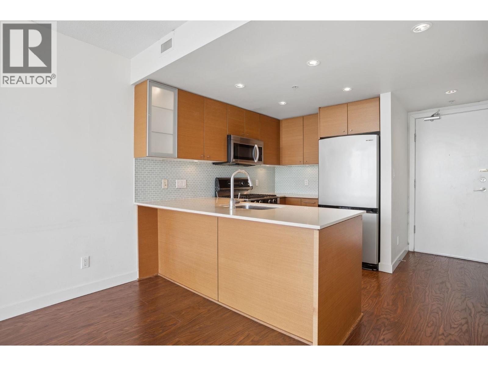 1005 7373 WESTMINSTER HIGHWAY