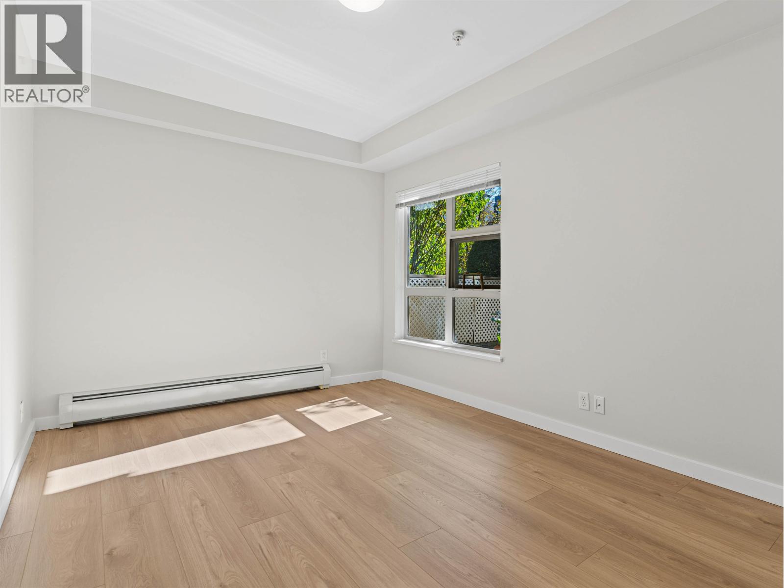 109 1033 ST. GEORGES AVENUE