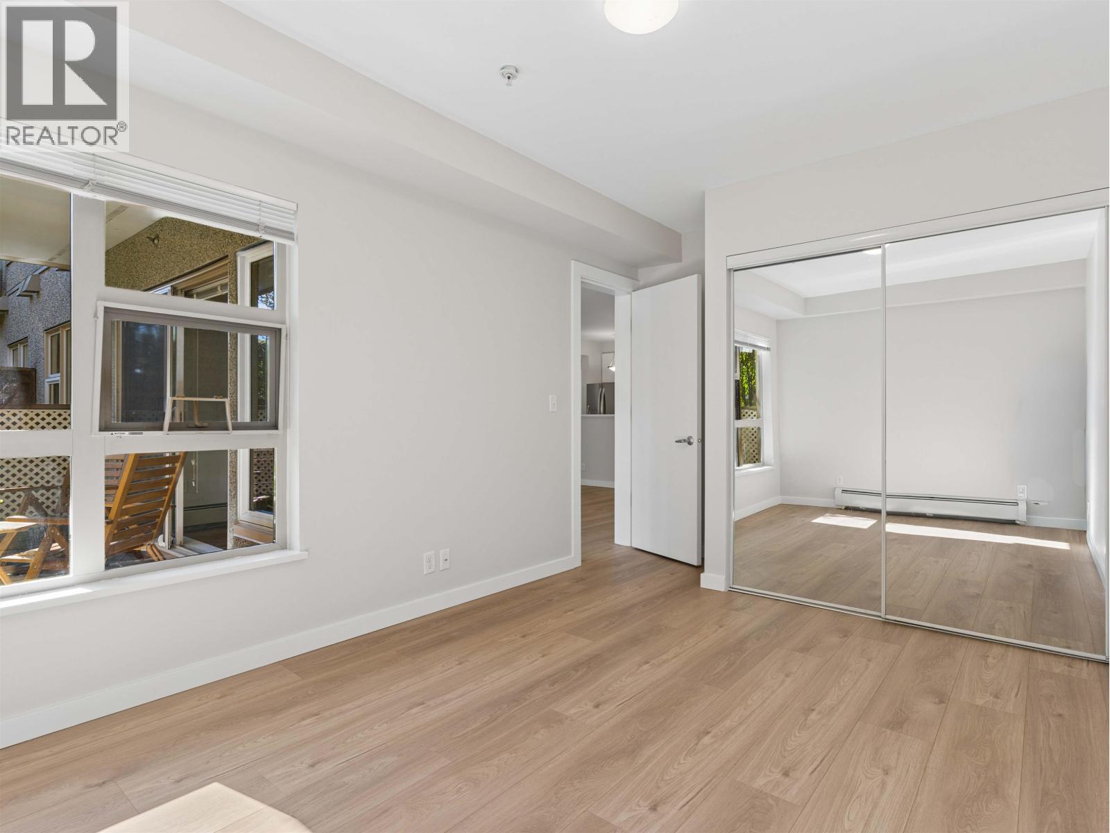 109 1033 ST. GEORGES AVENUE