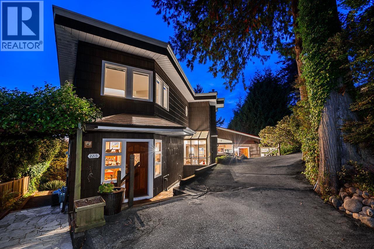 2215 Chairlift Road, West Vancouver, British Columbia  V7S 2T4 - Photo 26 - R3174900