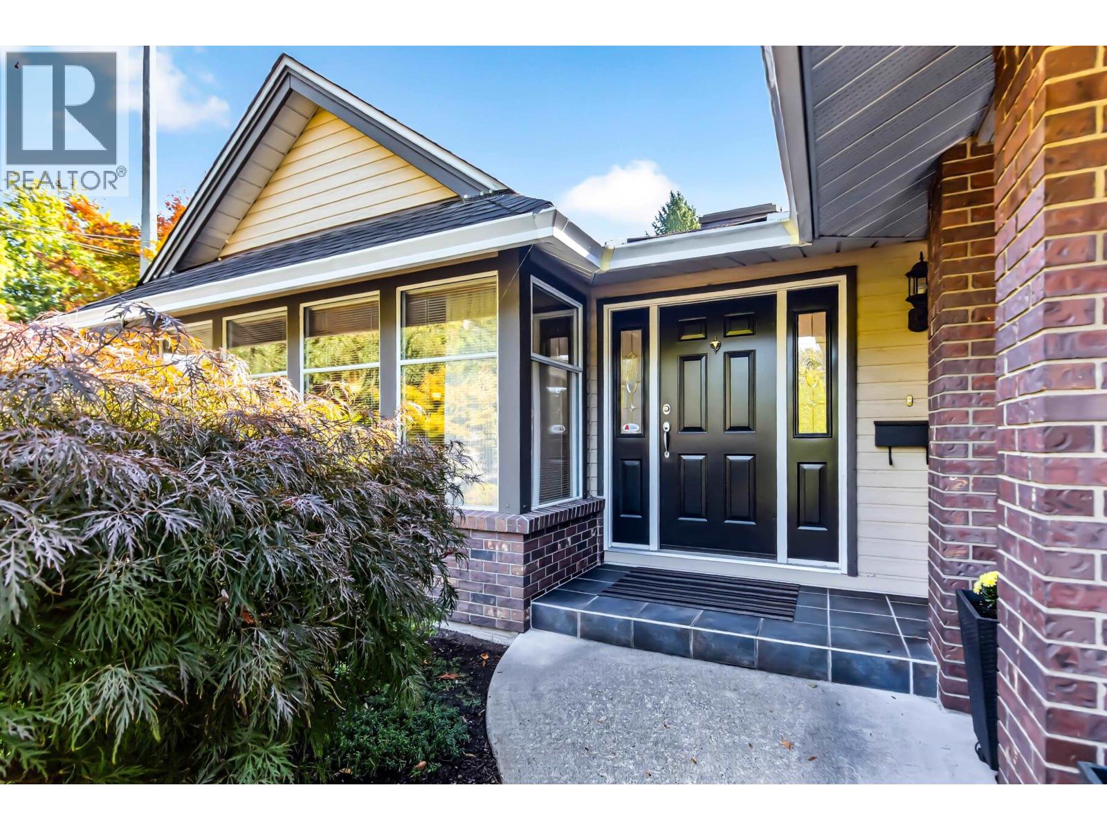 21424 River Road, Maple Ridge, British Columbia  V2X 2B3 - Photo 3 - R3174907