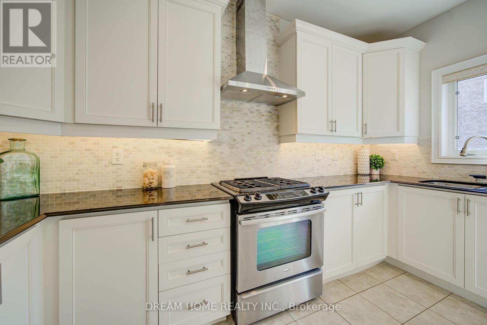 36 Everett Street, Markham, Ontario  L6E 0H6 - Photo 19 - N14004134