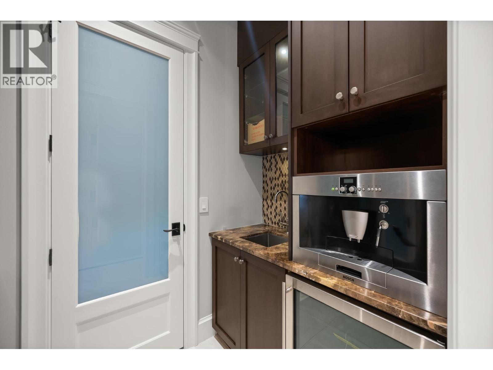 7691 Tweedsmuir Avenue, Richmond, British Columbia  V7A 1L1 - Photo 13 - R3172735
