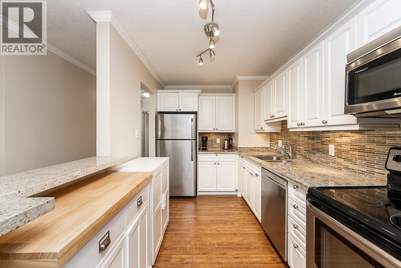 301 327 Ninth Street, New Westminster, British Columbia  V3M 3V8 - Photo 9 - R3174881