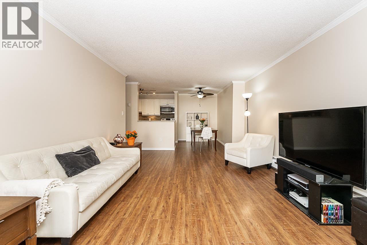 301 327 Ninth Street, New Westminster, British Columbia  V3M 3V8 - Photo 5 - R3174881