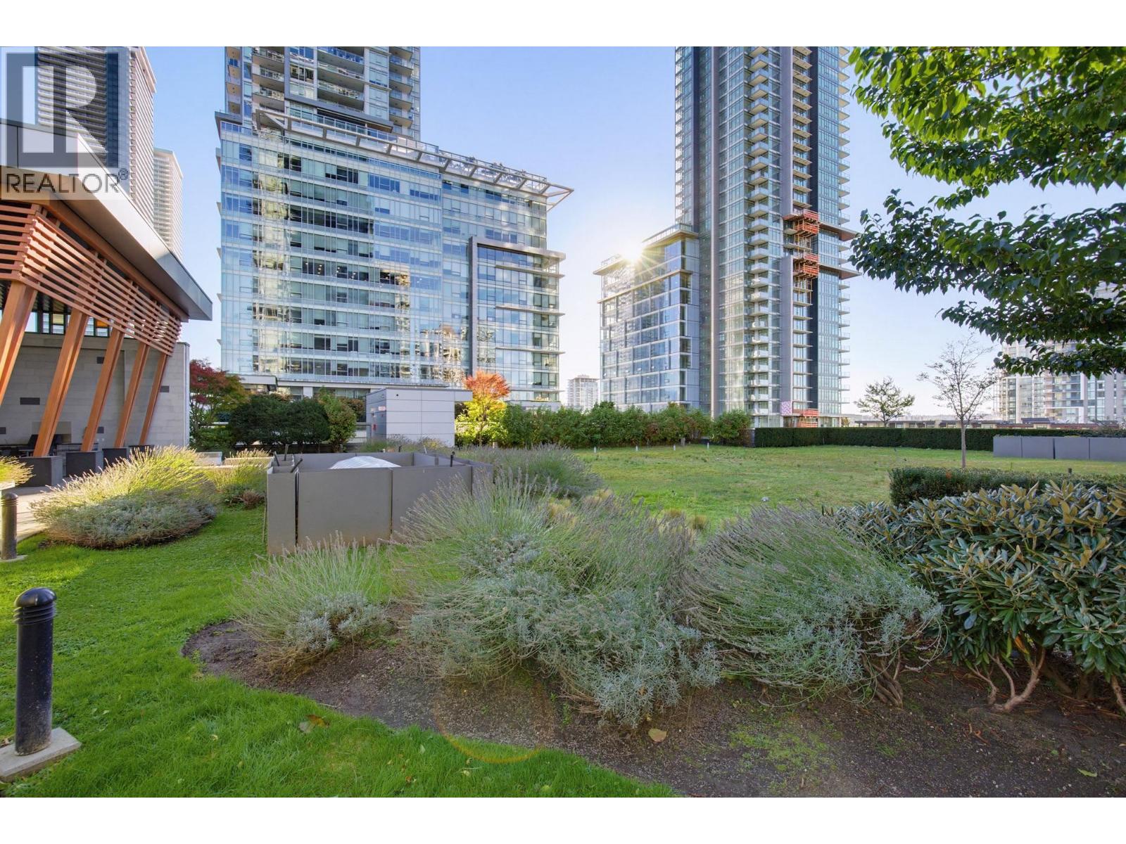 604 2008 Rosser Avenue, Burnaby, British Columbia  V5C 0H8 - Photo 30 - R3174903