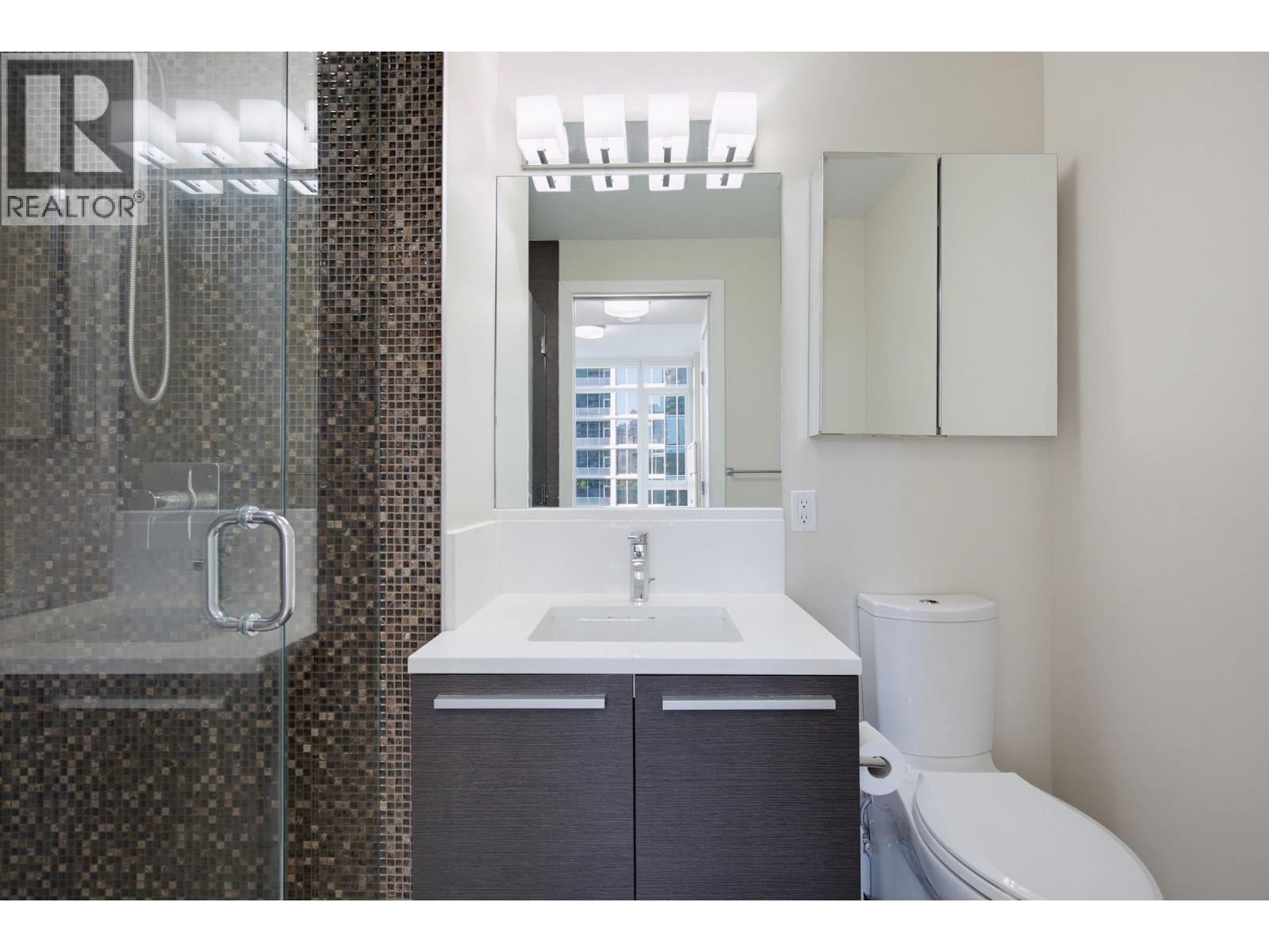 604 2008 Rosser Avenue, Burnaby, British Columbia  V5C 0H8 - Photo 18 - R3174903