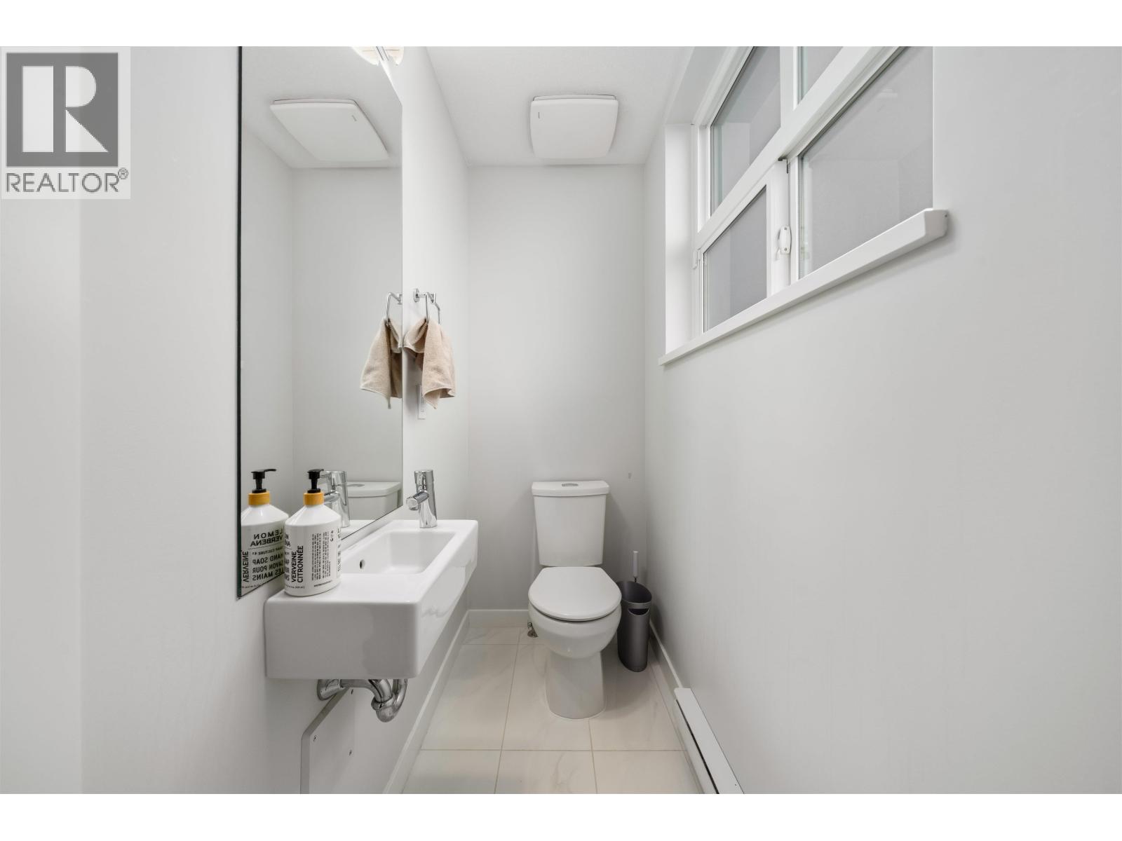 2705 23061 Lougheed Highway, Maple Ridge, British Columbia  V2X 4L3 - Photo 12 - R3174520