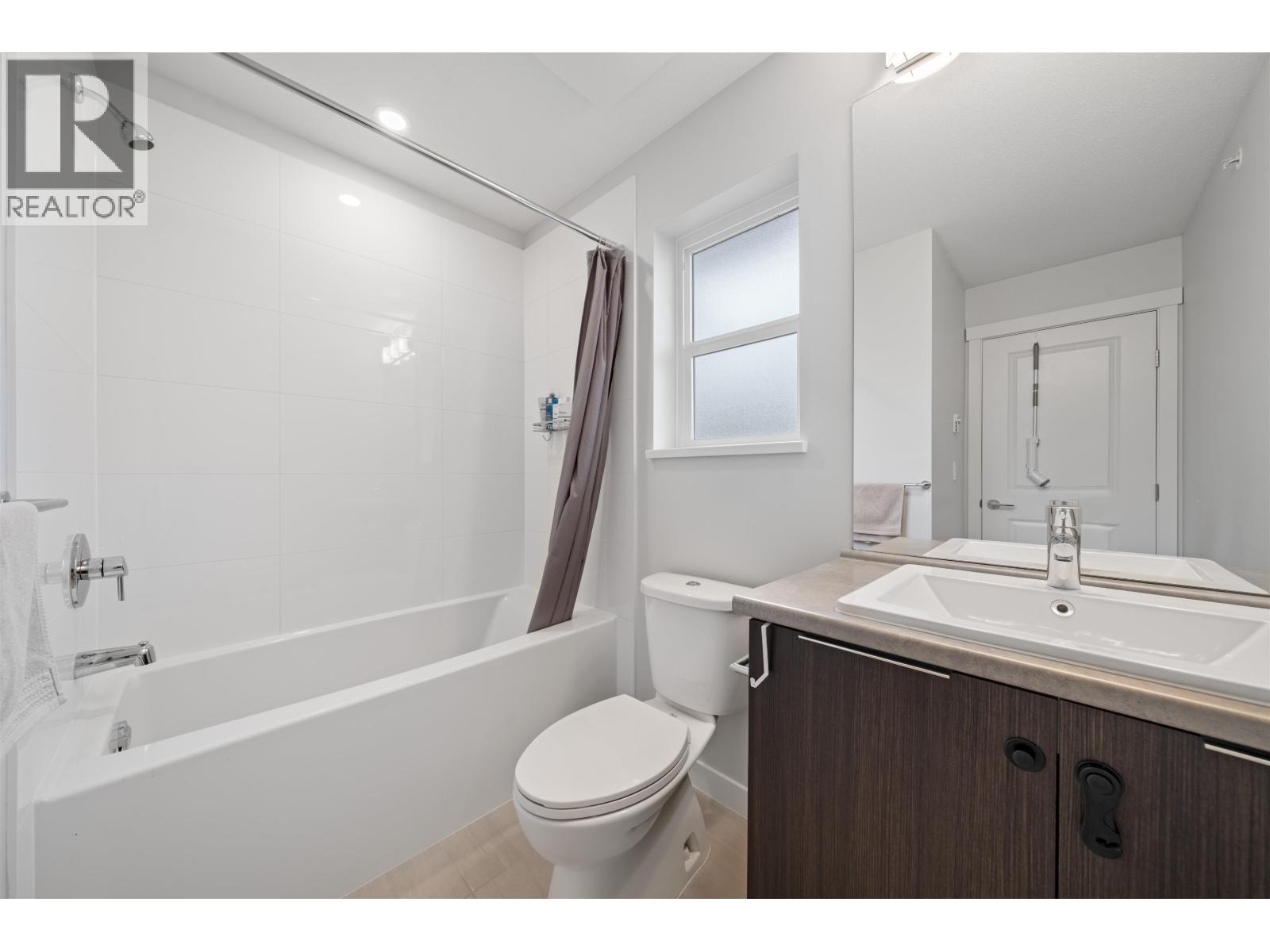 2705 23061 Lougheed Highway, Maple Ridge, British Columbia  V2X 4L3 - Photo 21 - R3174520