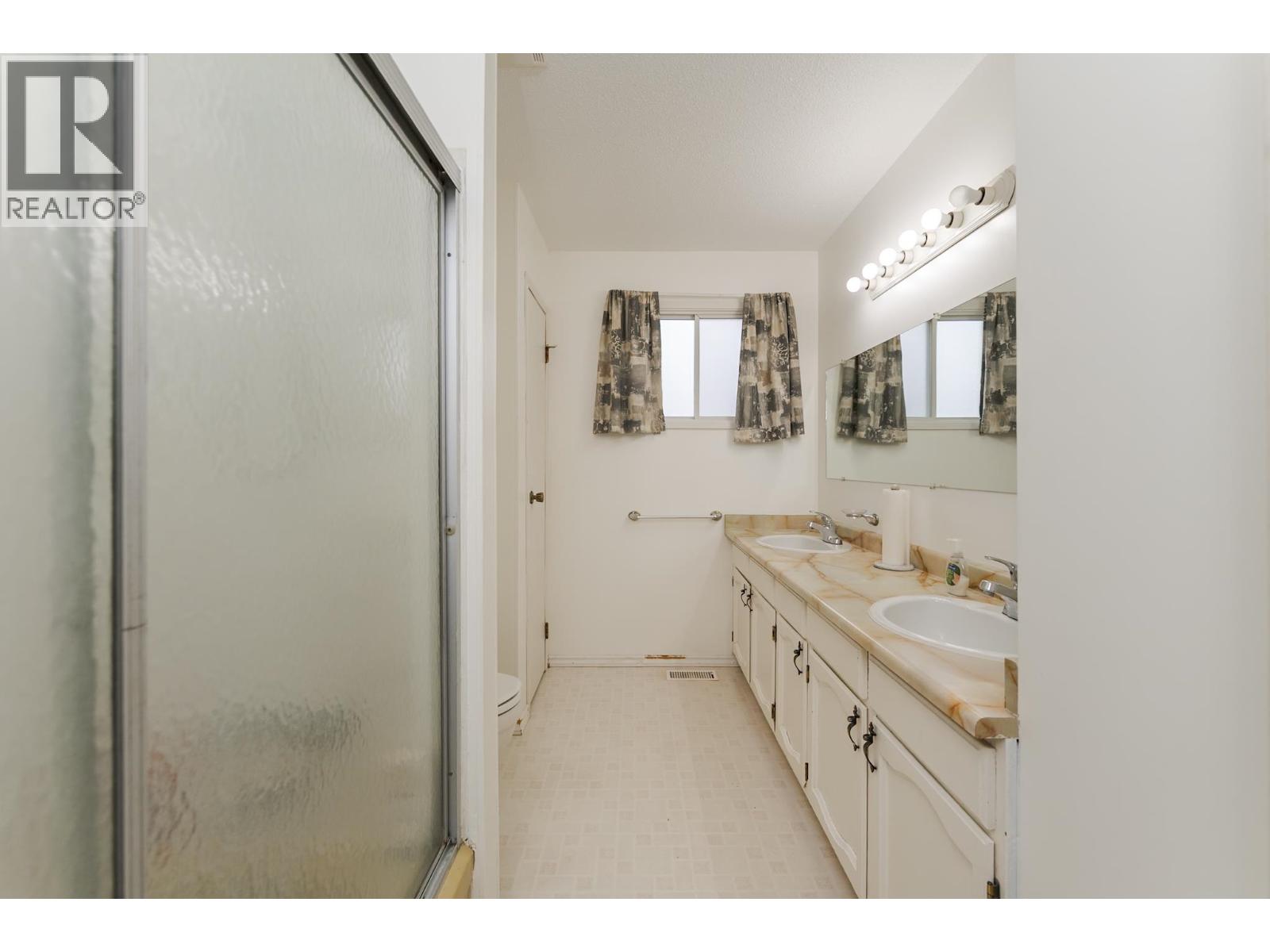 1164 Stirling Drive, Prince George, British Columbia  V2M 6P4 - Photo 6 - R3174972