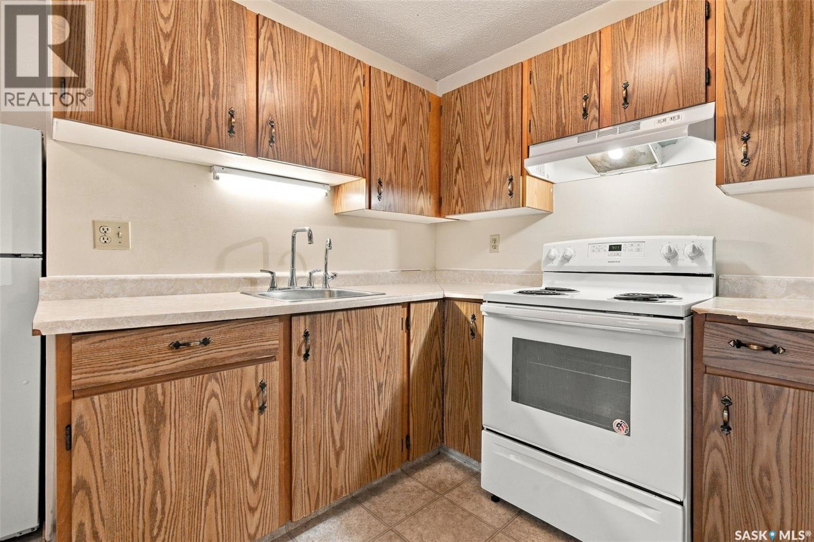 400 Cedar Meadow Drive, Regina, Saskatchewan  S4X 3J5 - Photo 7 - SK044756