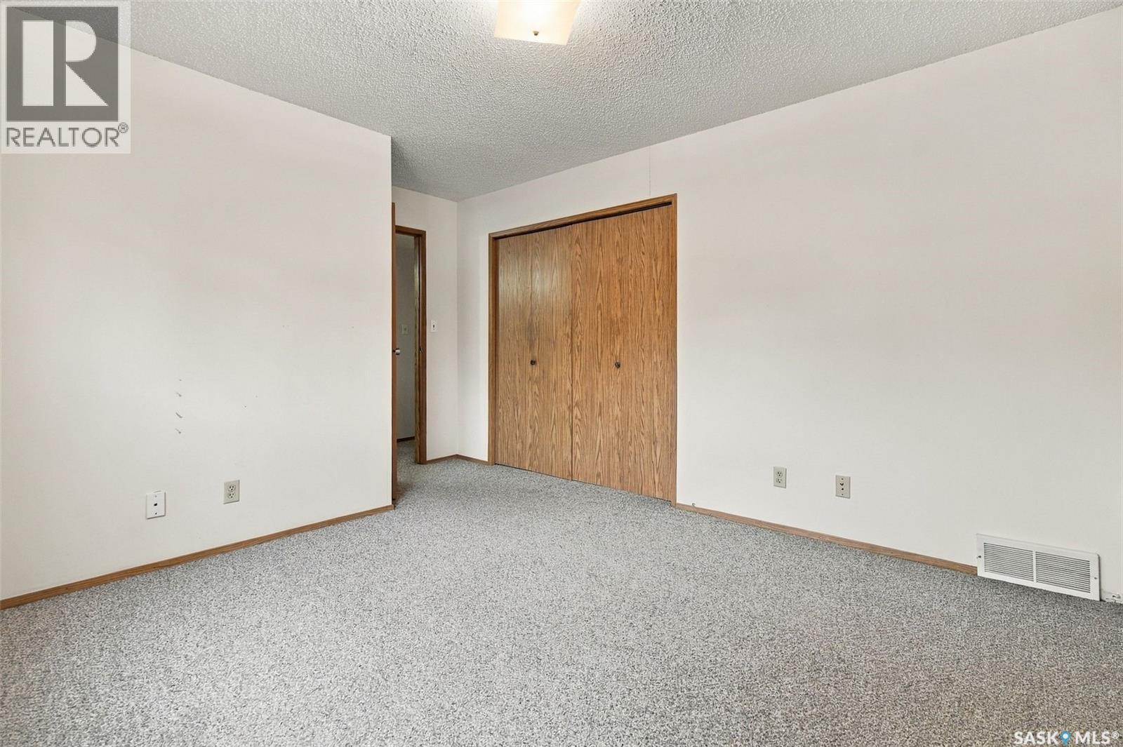 400 Cedar Meadow Drive, Regina, Saskatchewan  S4X 3J5 - Photo 14 - SK044756