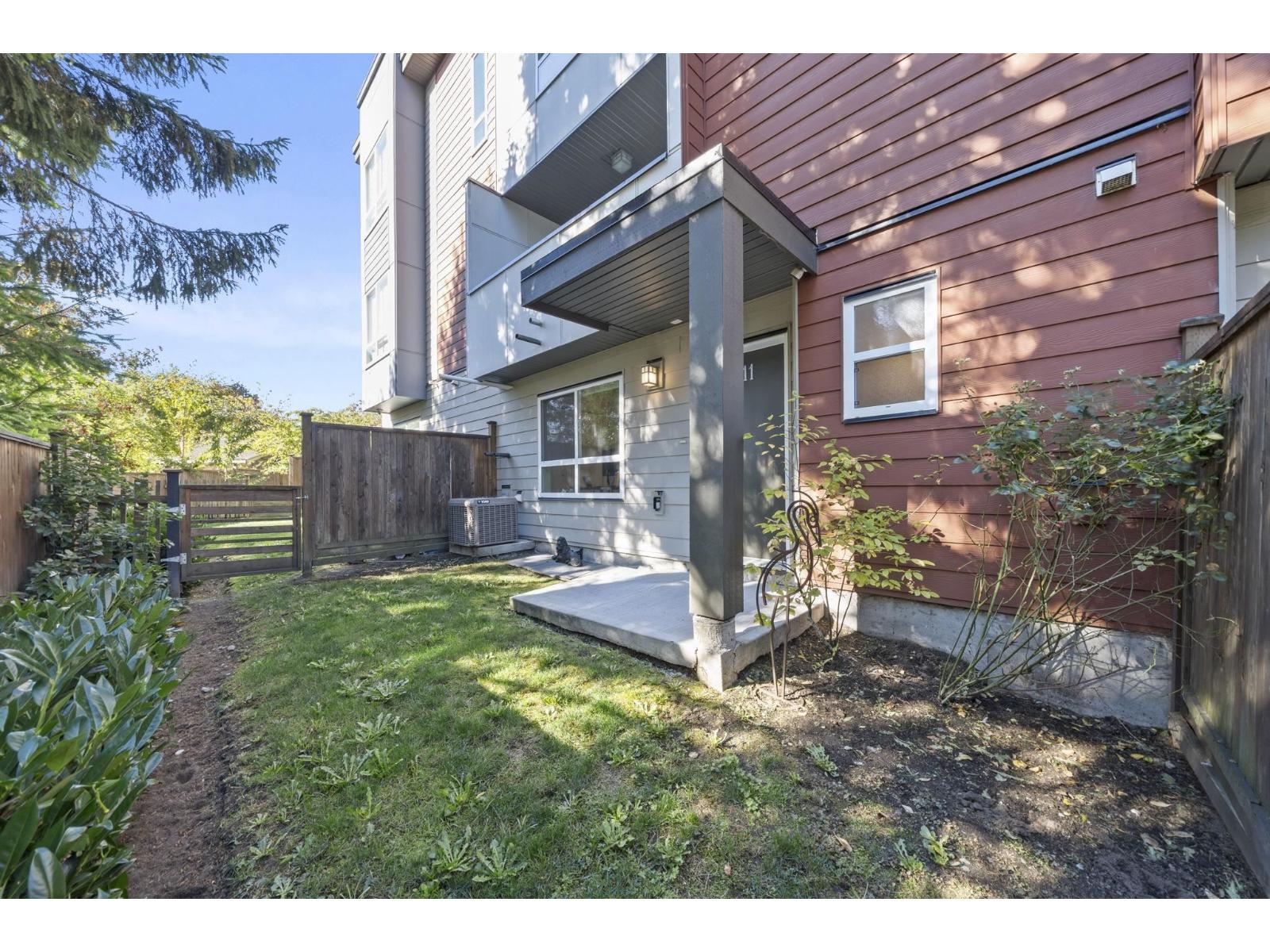11 1670 160 STREET