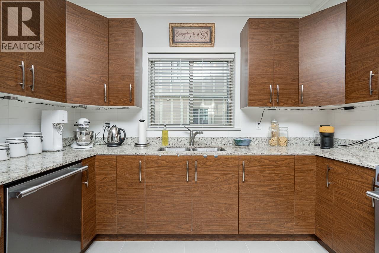 12 7489 16th Street, Burnaby, British Columbia  V3N 0C5 - Photo 11 - R3174660